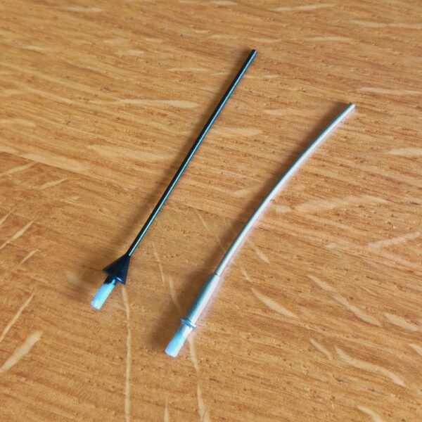 Mazda 787b, 1 Chrome + 1 Satin Black antenna (2 pcs.)