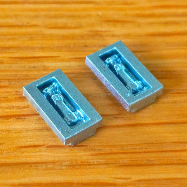 Lancia 037 Side release latches (2pcs.)